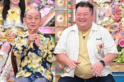 「コンビ生け花」に挑戦する笹野高史とブラックマヨネーズ小杉