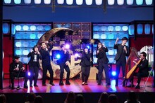 ザ・ギース、ラブレターズ、阿佐ヶ谷姉妹、十九人によるオープニングアクト