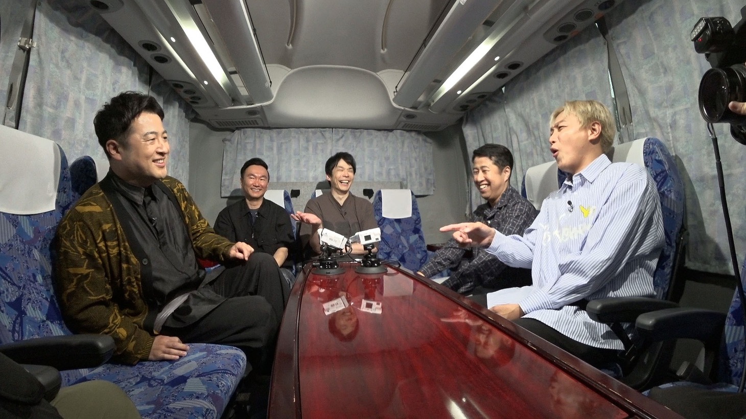 車内トークの様子