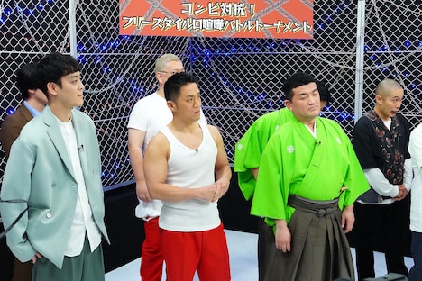 左からラパルフェ、パピヨン、すゑひろがりず、ラブレターズ