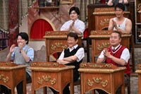 ハナコ岡部（前列右）ら