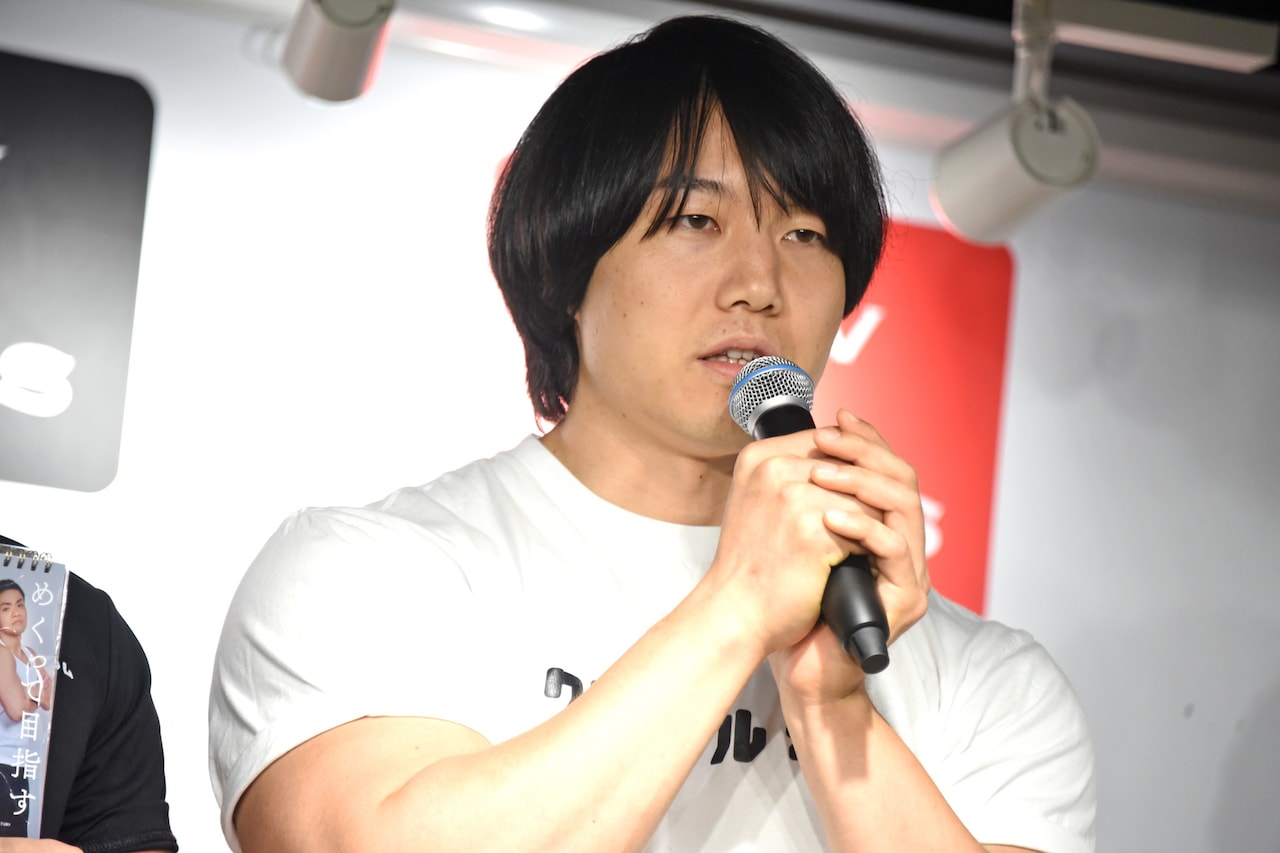 かけおち 青木マッチョ チェキ Photo posted by 青木マッチョ(かけおち) (@aoki_no_macho)