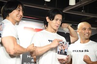 左からかけおち・青木マッチョ、マヂカルラブリー・野田クリスタル、リボルバー・ヘッド