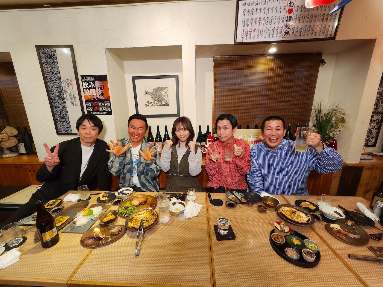 ハライチ岩井、コットンきょん、本田望結と高田馬場で居酒屋クイズ「かまいガチ」