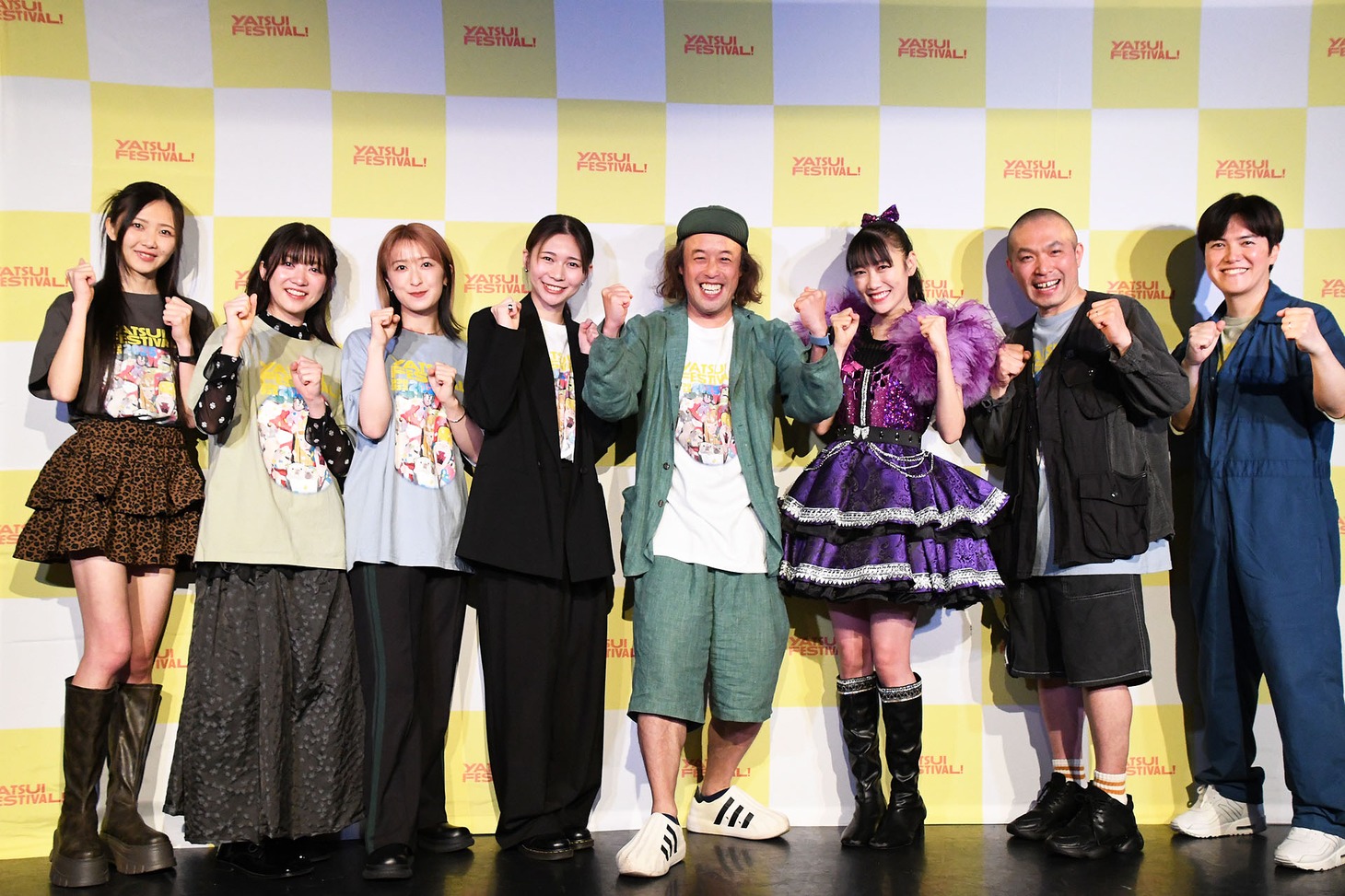 左から東京女子流、エレキコミックやつい、高城れに、ラブレターズ