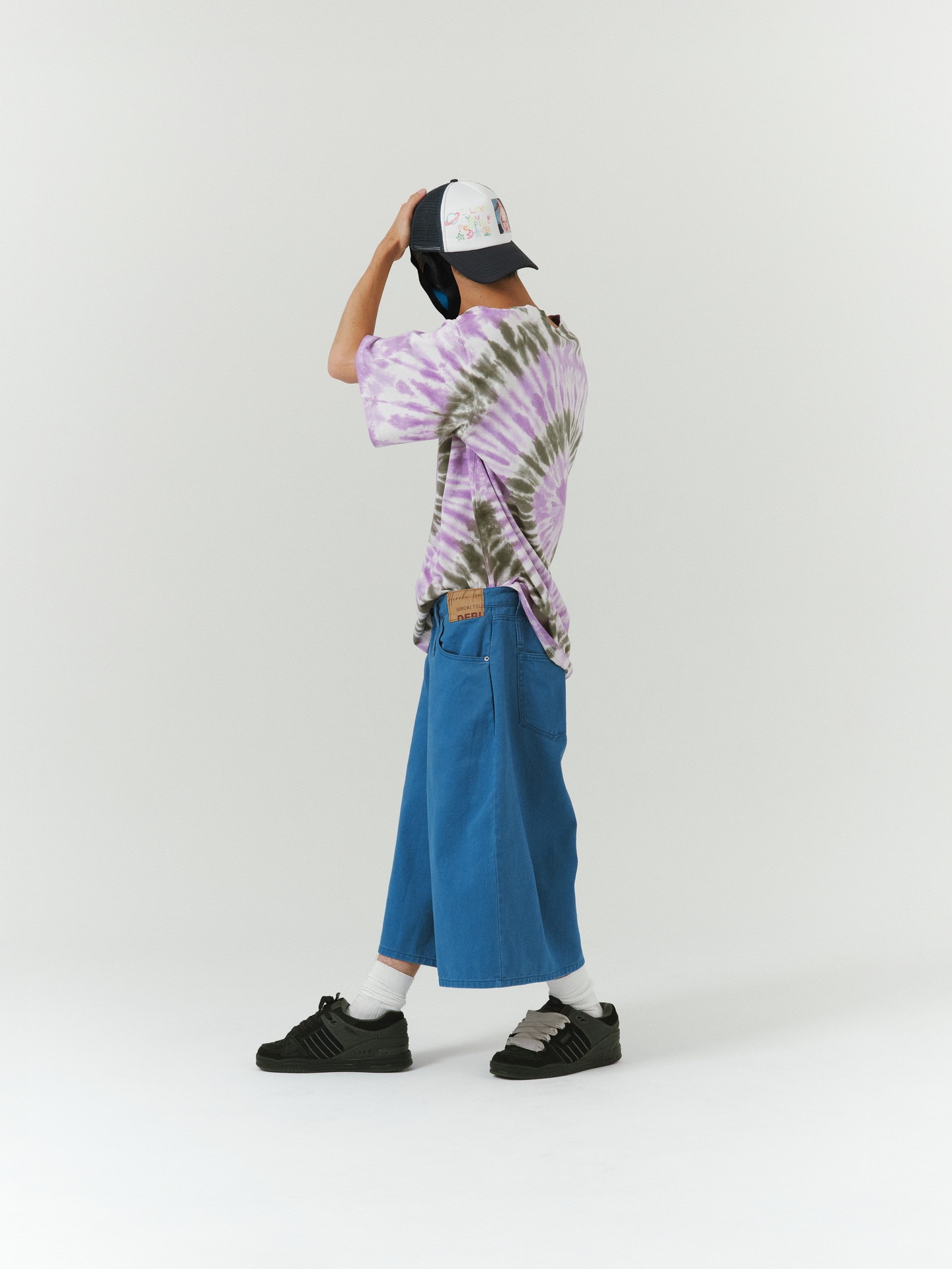 「HIROKI TSUZUKI」25SSコレクションのコーディネート