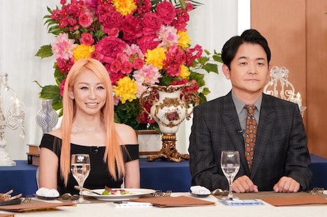 左から倖田來未、千鳥ノブ