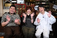 左から令和ロマン・松井ケムリ、YOU、NON STYLE石田