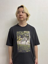 三四郎「フォトTシャツ」の着用イメージ