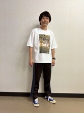 三四郎「フォトTシャツ」の着用イメージ