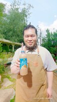 令和ロマン・ケムリが出演する「CRAFT BOSS SUMMER CAFE ボス、冷えてる！」編より