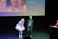 フィンランド初の漫才コンテスト「Hypeconin manzai-kilpailu」の様子