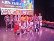 フィンランド初の漫才コンテスト「Hypeconin manzai-kilpailu」の様子