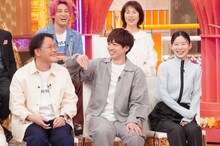 前列左から、アインシュタイン、朝日奈央、後列左から、EXIT兼近、磯野貴理子