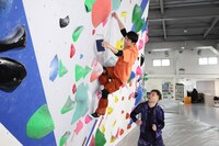 「火曜は全力！華大さんと千鳥くん」のワンシーン