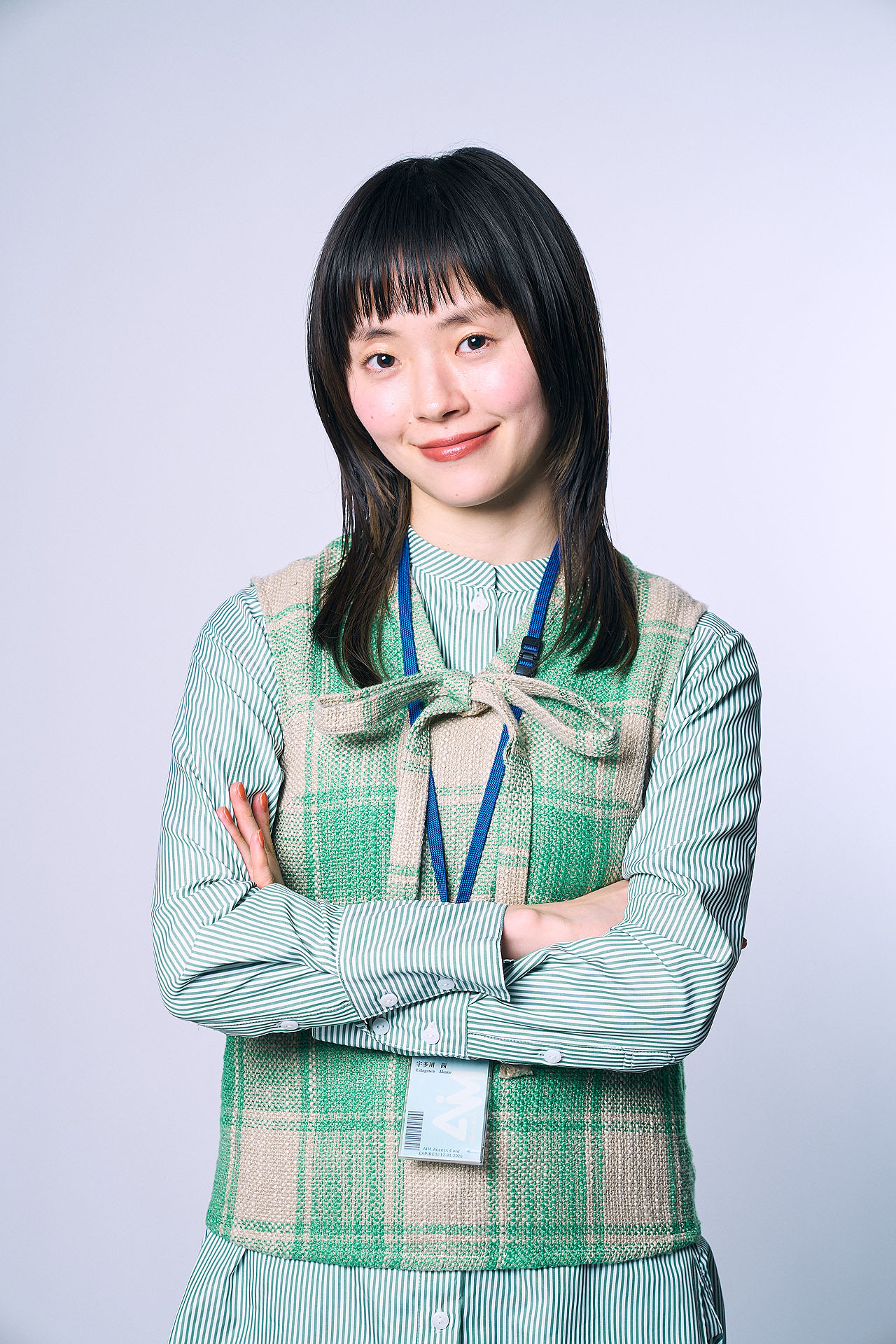 高山璃子扮する宇田川茜
