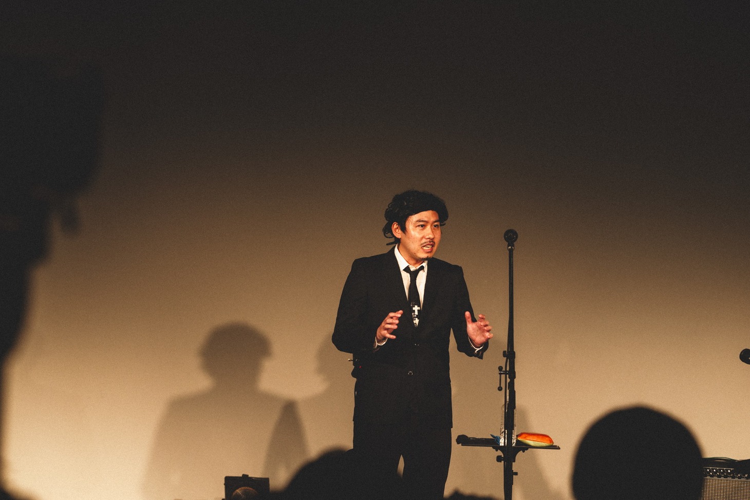 Mr.ドーナツ伝説 咳暁夫（写真：Miyu Terasawa）