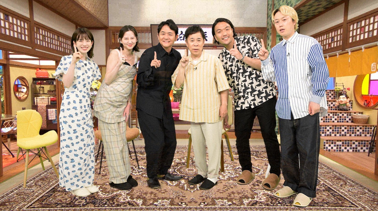 （左から）弘中綾香アナ、河北麻友子、千鳥ノブ、ナインティナイン岡村、見取り図