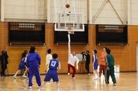 「火曜は全力！華大さんと千鳥くん」のワンシーン