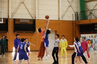 「火曜は全力！華大さんと千鳥くん」のワンシーン