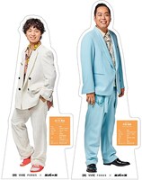 エバースの等身大パネル