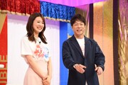左から黒田みゆアナウンサー、陣内智則