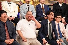 ずっと声を張っているスタミナパン・トシダ（右）