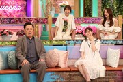 左から、くりぃむしちゅー有田、若槻千夏、指原莉乃、森香澄