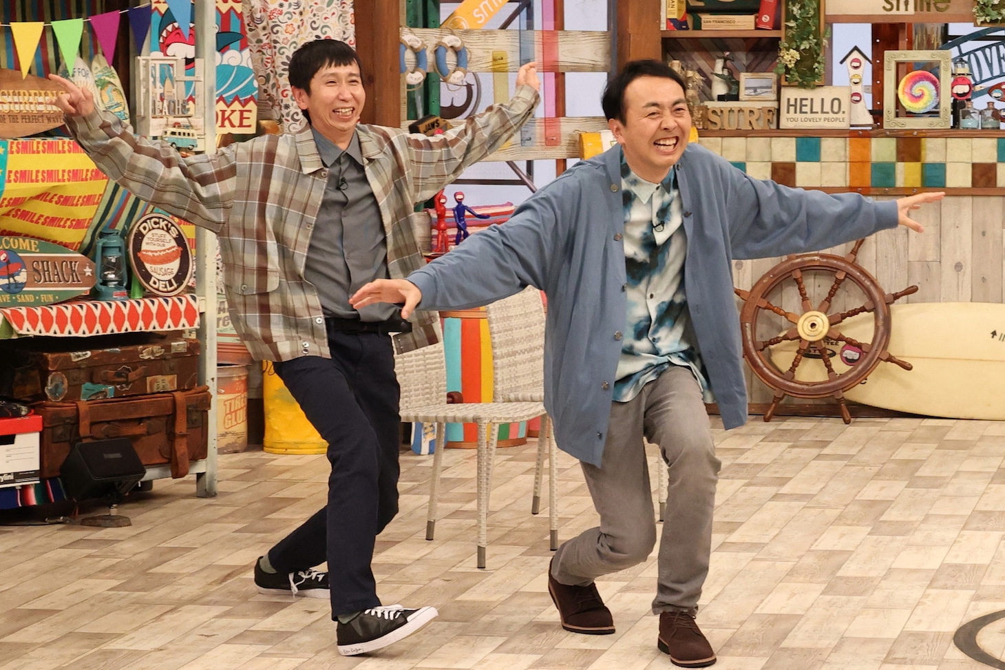「お笑い向上委員会」にゲスト向上芸人として出演するアンガールズ