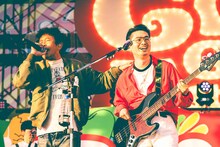 「ごぶごぶフェスティバル2025」より、浜田雅功とハマ・オカモトの親子初共演ステージの様子