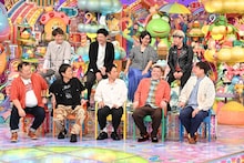 「アメトーーク！」に同期芸人として出演する（前列左から）ブラックマヨネーズ、チュートリアル徳井、野性爆弾、（後列左から）シャンプーハット、クワバタオハラくわばた、超新塾・イーグル溝神