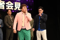 昨年「M-1」決勝に敗者復活戦から駆けつけ、すぐに敗退が決まったことを振り返ったマユリカ中谷は相方・阪本に「言うな」と張り手された