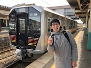 JR羽越本線で旅をするダーリンハニー吉川