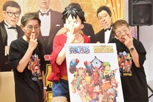 東京・新宿でスタートしたザ・ドリフターズの企画展「結成60周年記念 ザ・ドリフターズ展 ～発掘！5人の笑いと秘宝たち～」に来場した加藤茶（左）、高木ブーと（右）、この企画展とコラボしている「ONE PIECE」のルフィ