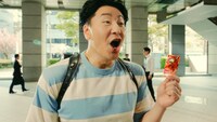 日本トレカセンターCM「トレカひこーぜ！」編より