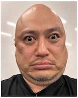 ザコシ、証明写真の顔がうまく撮れない