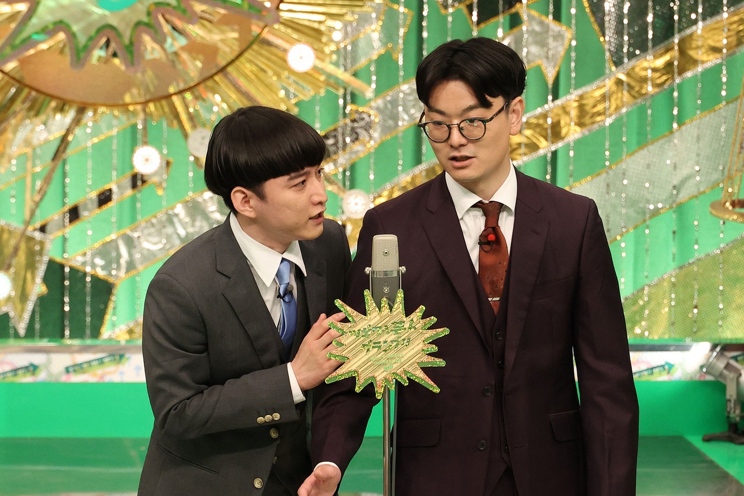 ネタを披露するめぞん ©フジテレビ