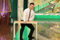 ネタを披露する二代目ちくわぶさんだる ©フジテレビ