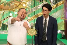 ネタを披露するスタミナパン ©フジテレビ