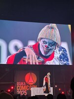 「大阪コミコン2025」100companyステージの様子