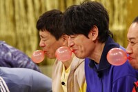 「華大さんと千鳥くん夏の2時間SP in大阪」のワンシーン