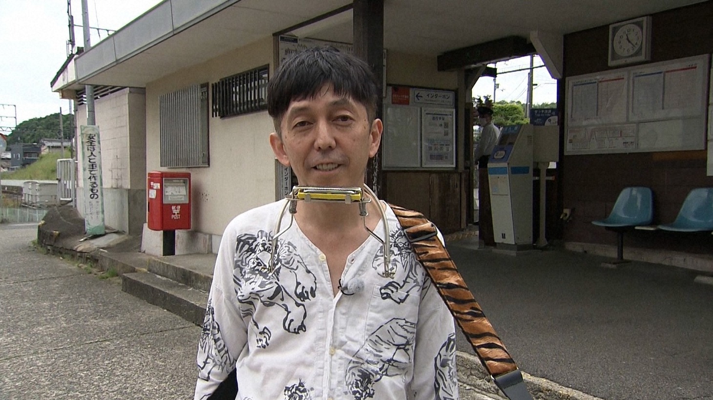 2丁拳銃・小堀