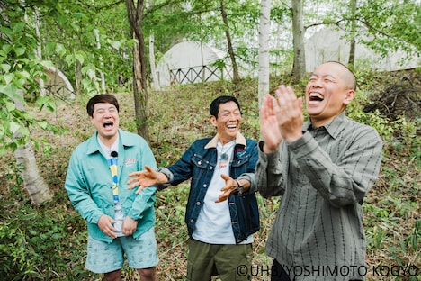 インタビュー中の明石家さんまとタカアンドトシ