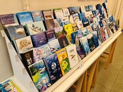 本屋SAKANA BOOKSでは全国の水族館など常時100館以上のパンフレットを展示・配布