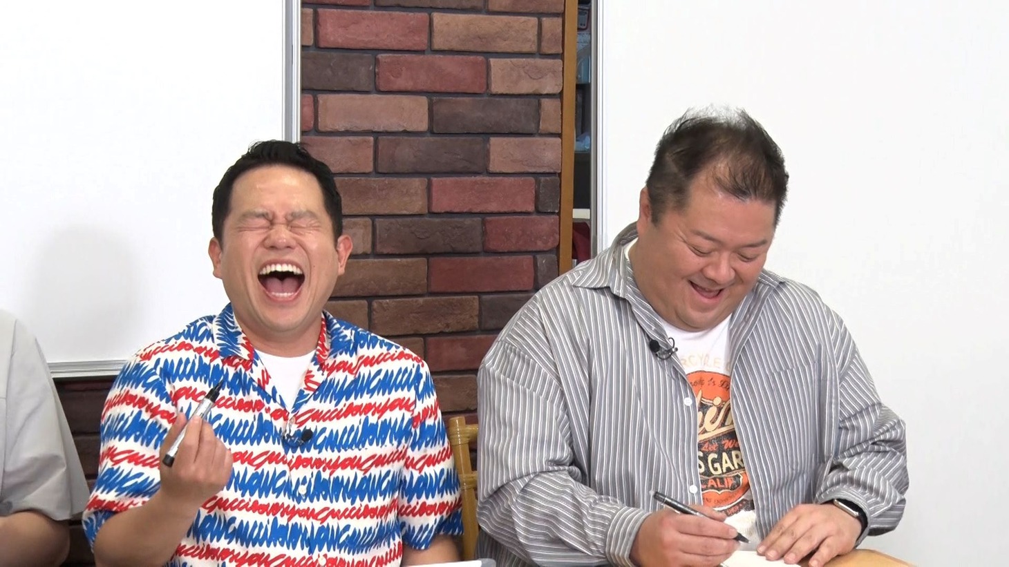 左からダイアン津田、ブラックマヨネーズ小杉