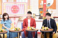 左からハイヒール・モモコ、バッテリィズ