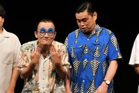 パラレルワールドの藤原副社長（左）