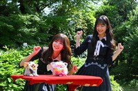 左から、菅原咲月、一ノ瀬美空