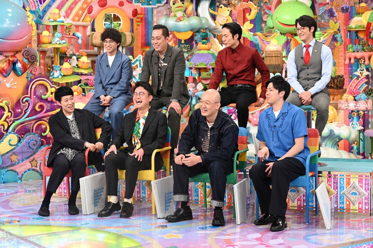 「アメトーーク！」の「芸人持ち込み企画 プレゼン大会」に出演する（前列左から）小籔千豊、銀シャリ橋本、みなみかわ、コットン西村、（後列左から）エバース、友田オレ、こたけ正義感