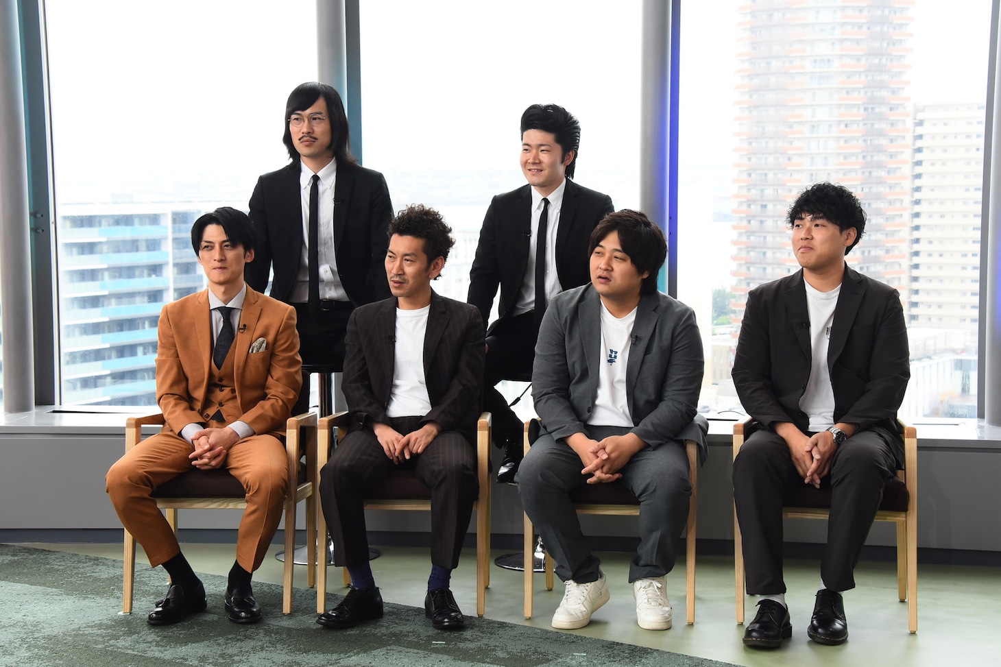 ツートライブ（前列左）、ダブルヒガシ（前列右）、ジョックロック（後列）